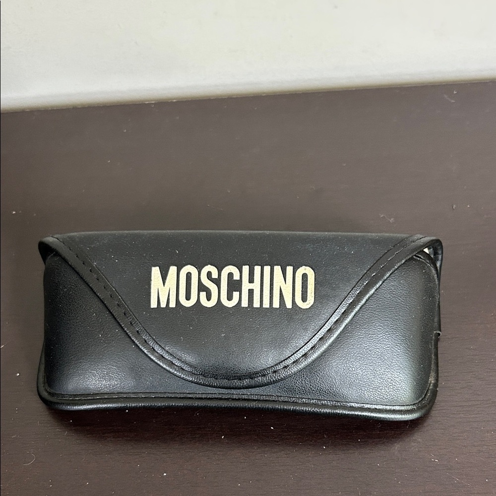 MOSCHINO BLACK GLASSES SUNGLASSES CASE Black